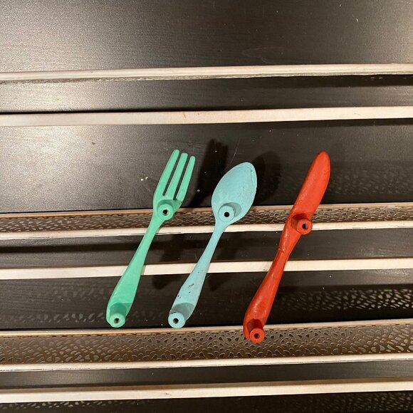 Many new set of 9 fork spoon knife pull/knob total - Picture 2 of 3